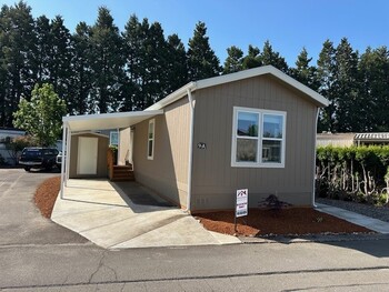Thumbnail of mobile home