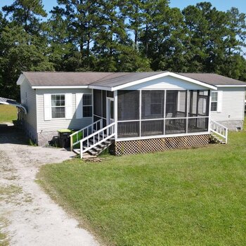 Thumbnail of mobile home