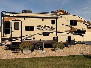 Thumbnail of RV