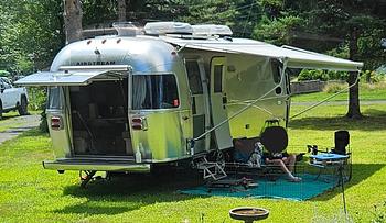 Thumbnail of RV
