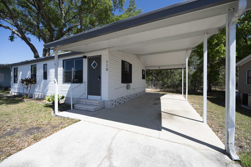 Strawberry Ridge Village