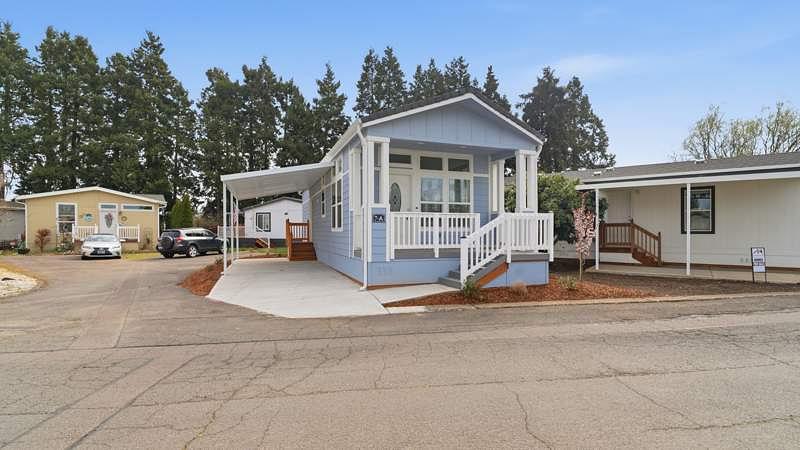 Photo of Mobile Home