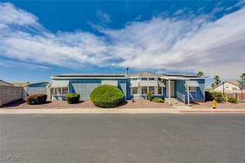 Thumbnail of mobile home