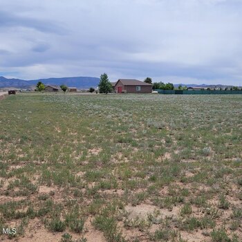 Thumbnail of mobile home lot