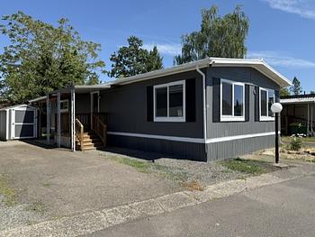 Thumbnail of mobile home