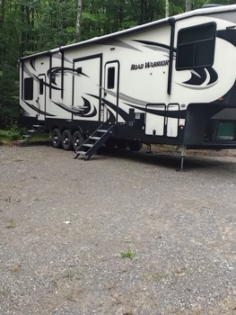 Thumbnail of RV