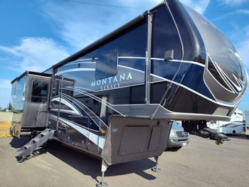 Thumbnail of RV