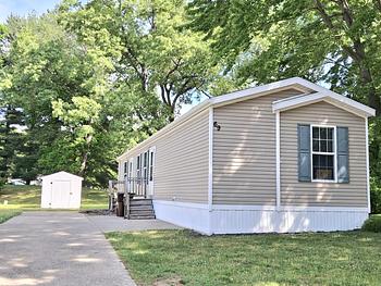Thumbnail of mobile home