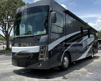 Thumbnail of RV
