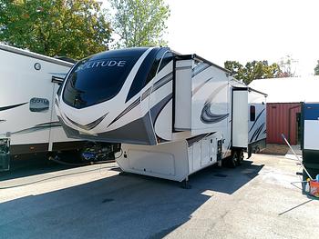 Photo of Rv