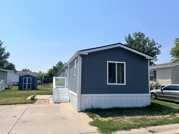 Thumbnail of mobile home