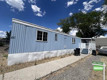 Thumbnail of mobile home