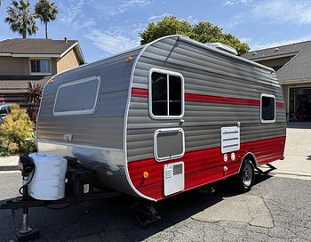 Thumbnail of RV