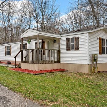 Thumbnail of mobile home