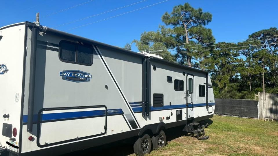 Photo of Rv