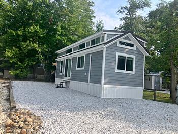 Thumbnail of mobile home