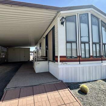 Thumbnail of mobile home