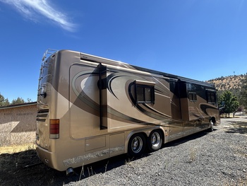 Thumbnail of RV