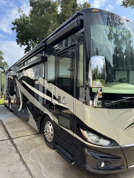 Thumbnail of RV
