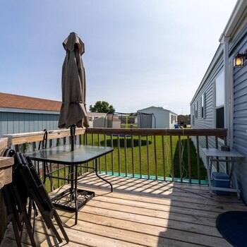 Thumbnail of mobile home