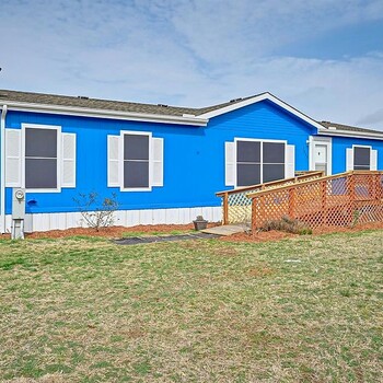 Thumbnail of mobile home