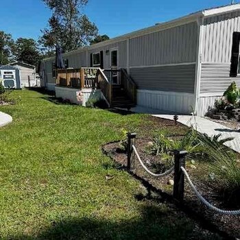 Thumbnail of mobile home