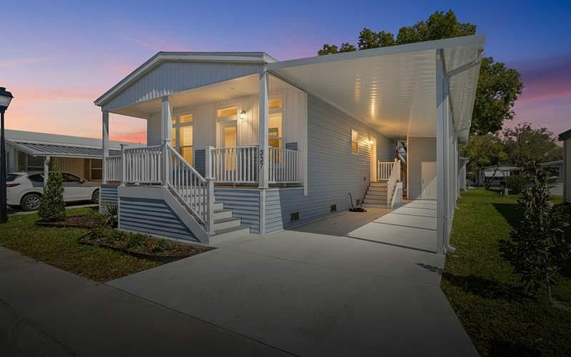 Photo of Mobile Home