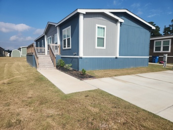 Thumbnail of mobile home