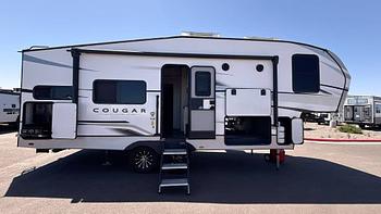 Thumbnail of RV