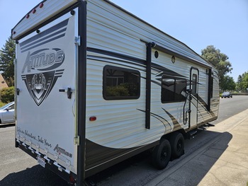 Thumbnail of RV