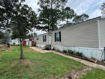 Thumbnail of mobile home