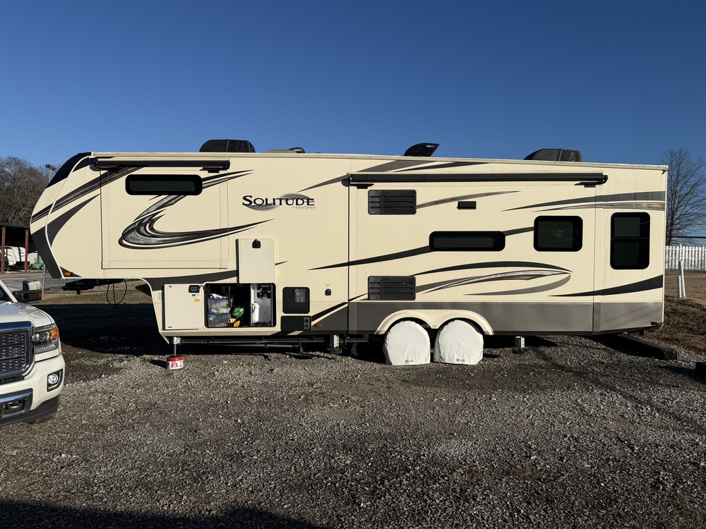 Photo of Rv