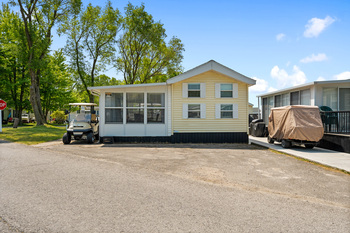 Thumbnail of mobile home
