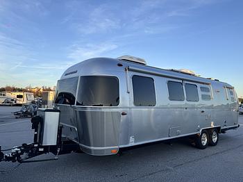 Thumbnail of RV