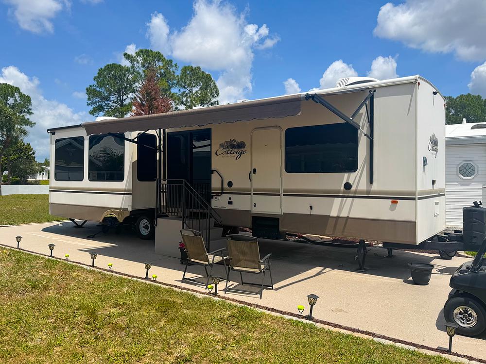 Photo of Rv