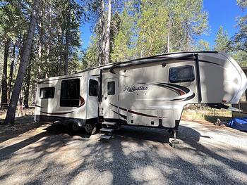 Thumbnail of RV