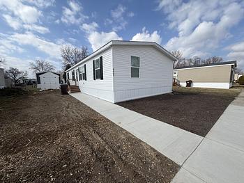 Thumbnail of mobile home