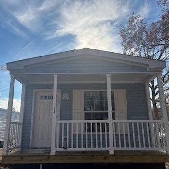 Thumbnail of mobile home
