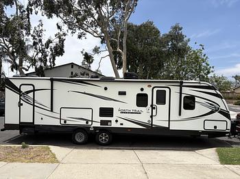Thumbnail of RV