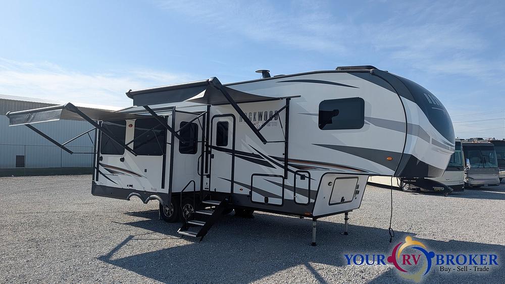 Photo of Rv