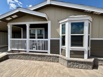 Thumbnail of mobile home
