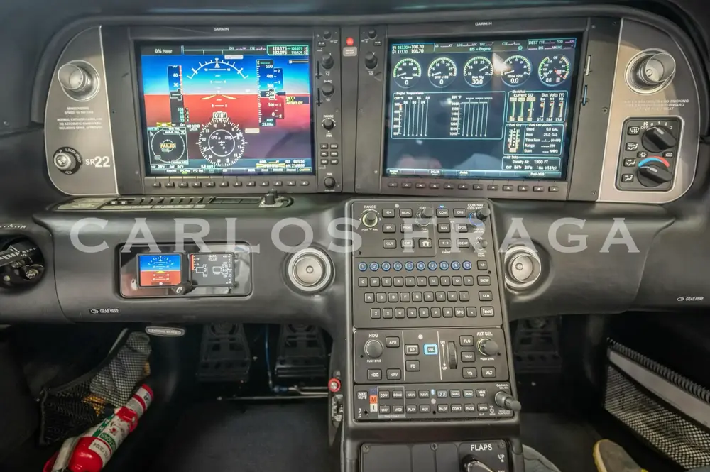 7473/cirrus-sr22-g6-2021-flightmarket-id-7473-03533.webp