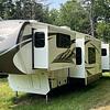 RV for Sale: 2014 MONTANA MOUNTAINEER 375FLF