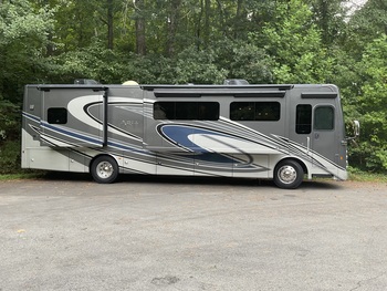 Thumbnail of RV