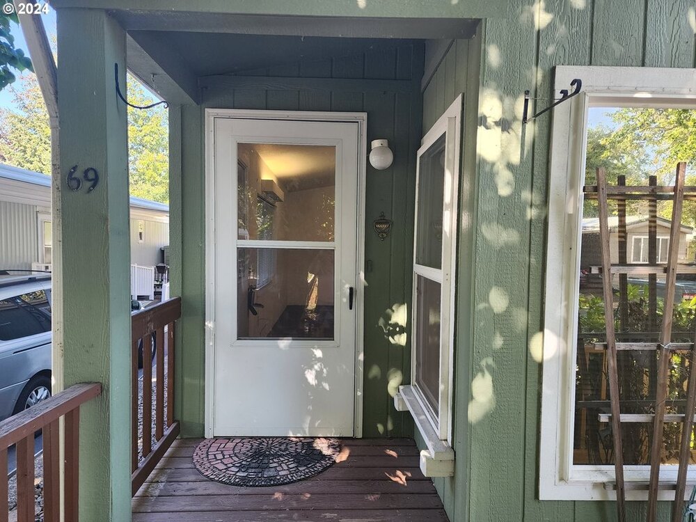 Photo of Mobile Home