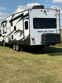 Thumbnail of RV