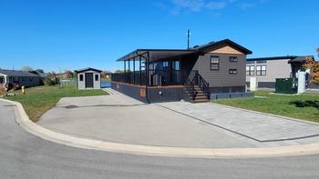 Thumbnail of mobile home