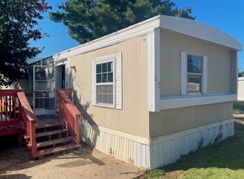 Thumbnail of mobile home