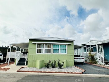 Thumbnail of mobile home