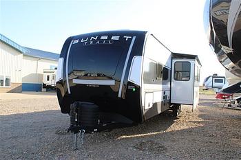 Thumbnail of RV